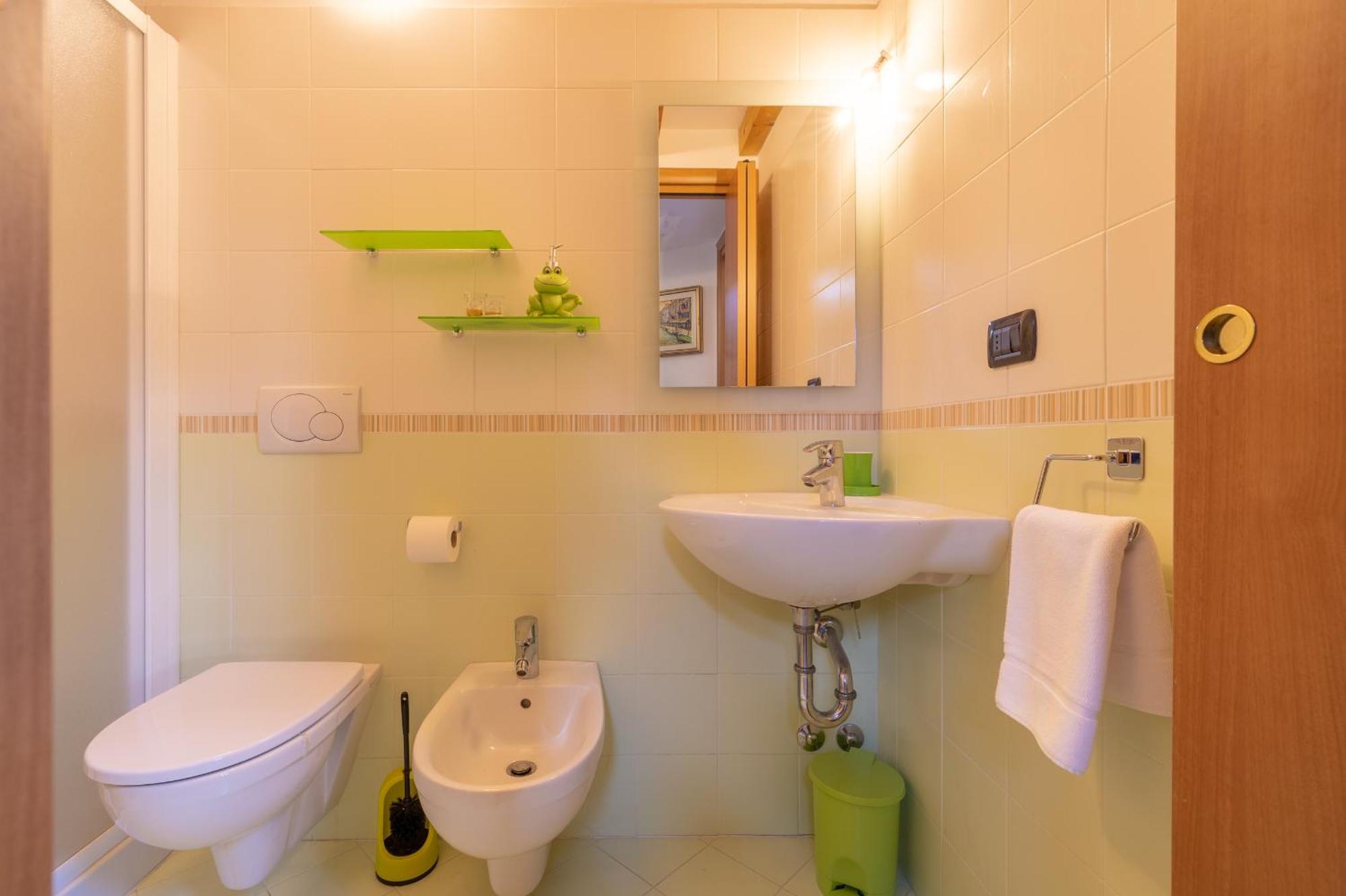 Apartment By The Ferry - Menaggio Ngoại thất bức ảnh